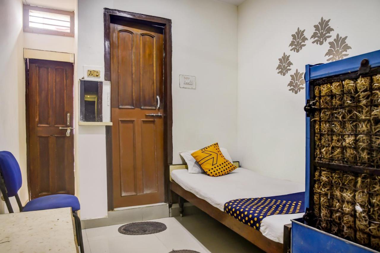 Spot On 75653 Hotel Rohit Bilaspur  Luaran gambar