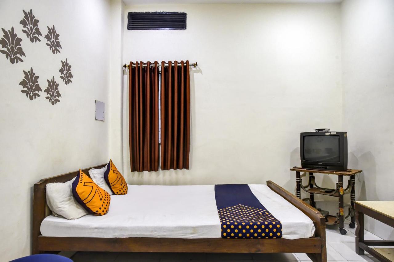 Spot On 75653 Hotel Rohit Bilaspur  Luaran gambar